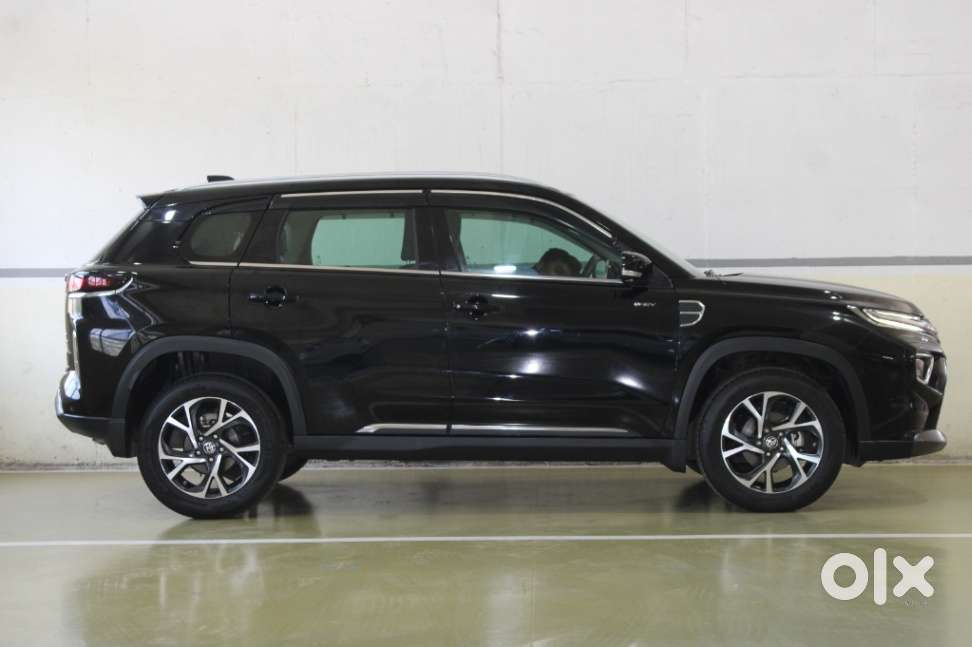 Toyota Urban Cruiser Hyryder 1.5 V Hybrid, 2025, Petrol