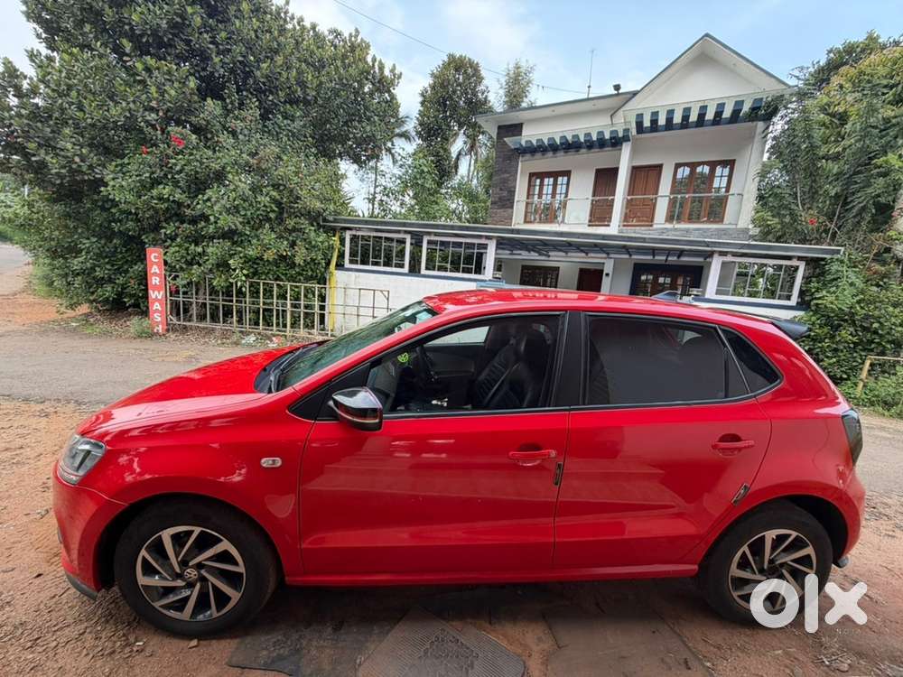 Volkswagen Polo Petrol 2011