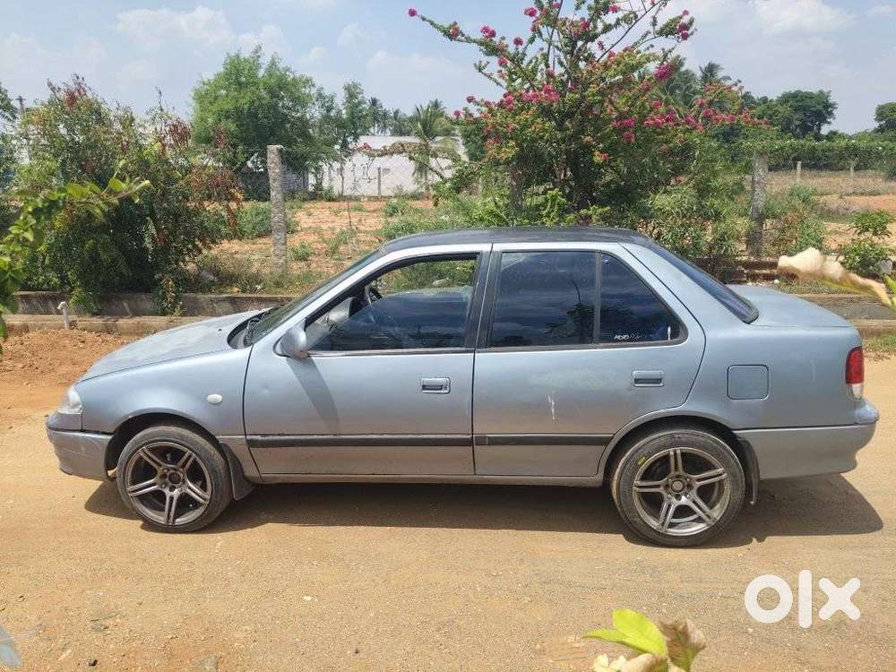 Maruti Suzuki Esteem, 2005, Petrol