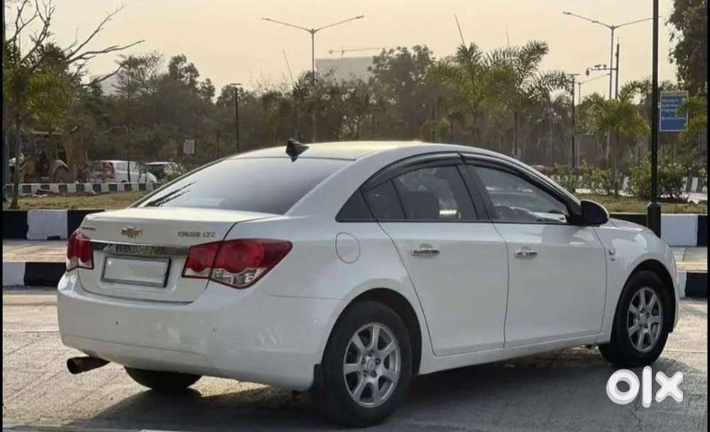 Chevrolet Cruze Ltz At 2011