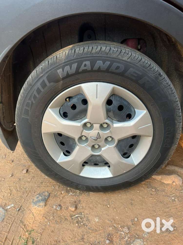 Mahindra Xuv 3xo Mx3 Petrol Well Maintained