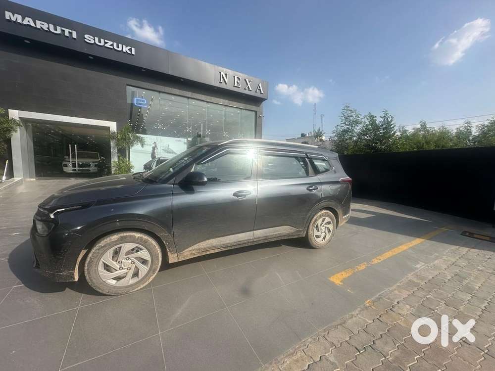Kia Carens Petrol 2023