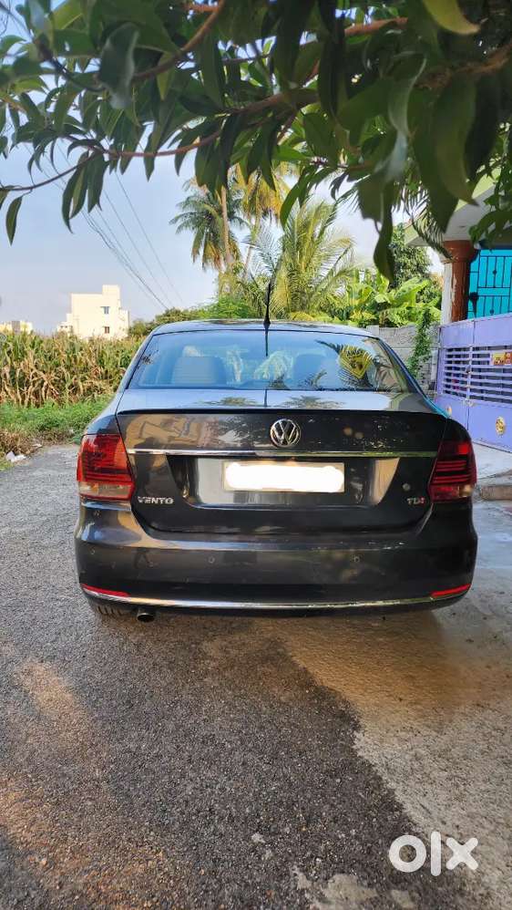 Volkswagen Vento Highline Plus, Diesel Automatic, 45000 Km Driven