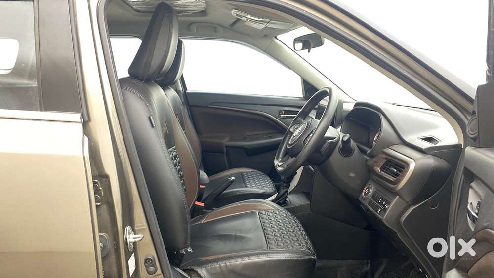 Maruti Suzuki Brezza 1.5 Zxi At Smart Hybrid, 2022, Petrol