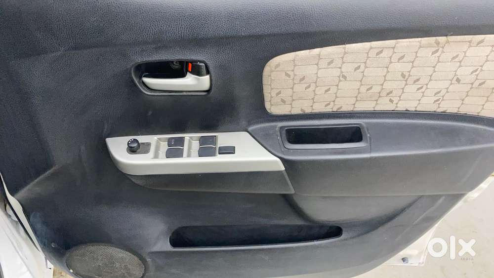 Maruti Suzuki Wagon R 1.0 Vxi, 2014, Petrol