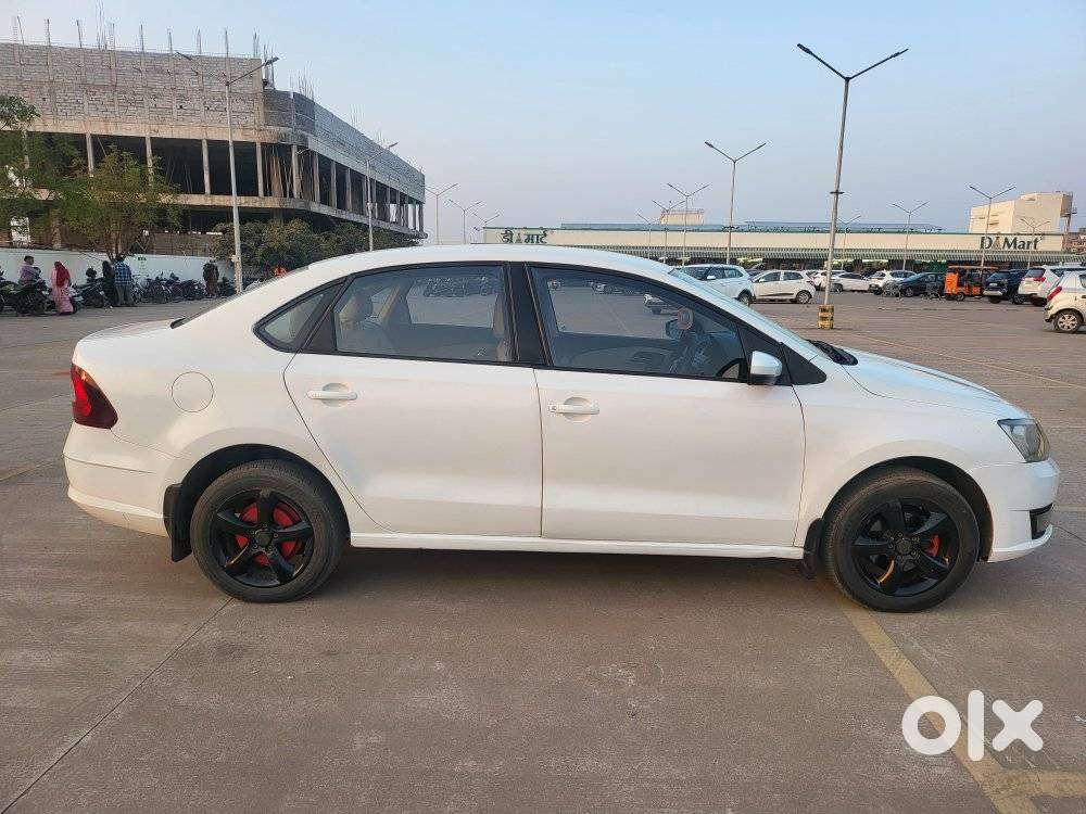 Skoda Rapid 1.0 Tsi Active, 2021, Petrol