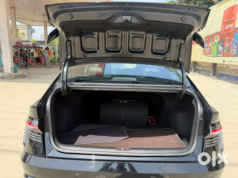 Hyundai Verna 2025 Petrol Well Maintained