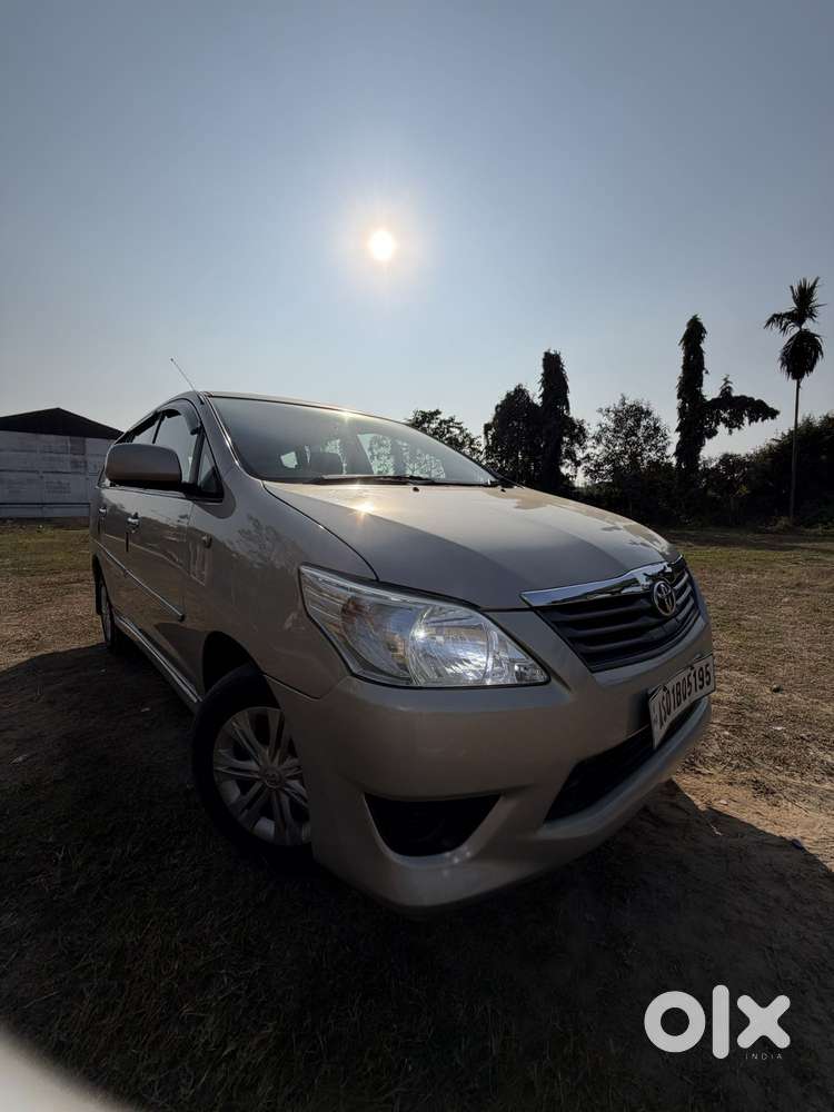 Toyota Innova 2.5 G (diesel) 7 Seater Bs Iv, 2015, Diesel