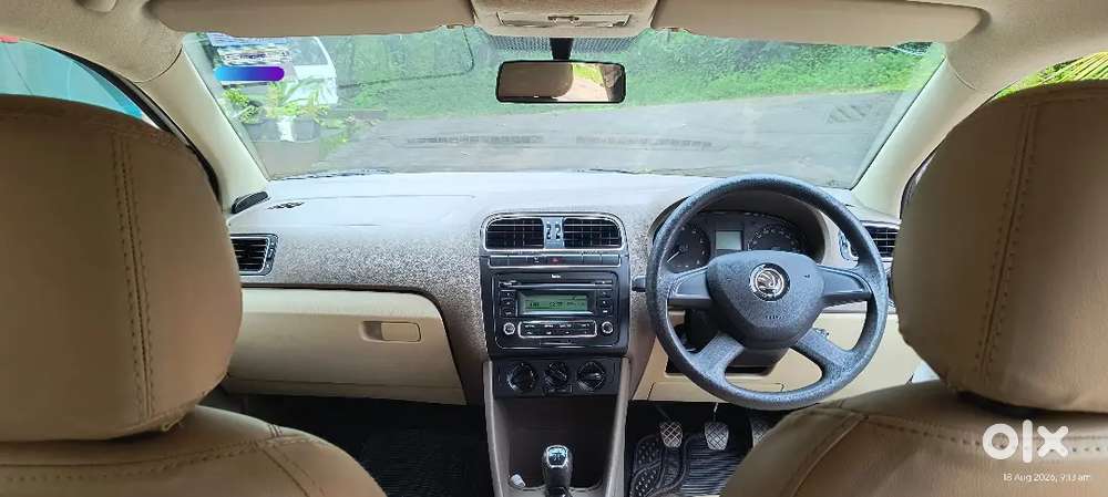 Skoda Rapid 1.6 Ambition 2014