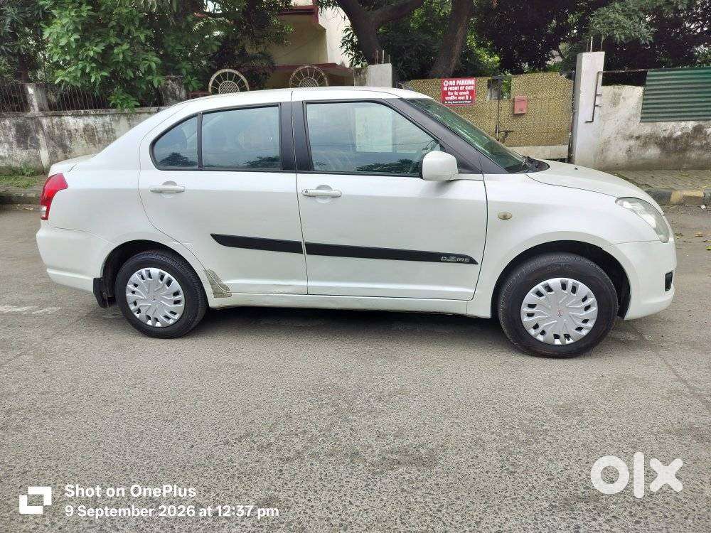 Maruti Suzuki Swift Dzire 1.2 Vxi Bsiv, 2011, Petrol