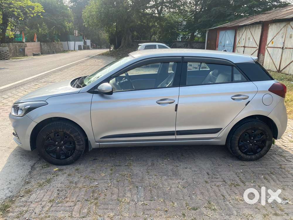 Hyundai Elite I20 2018 Petrol 26000 Km Driven