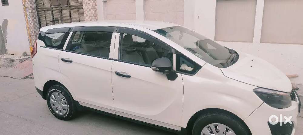 Mahindra Marazzo 2019