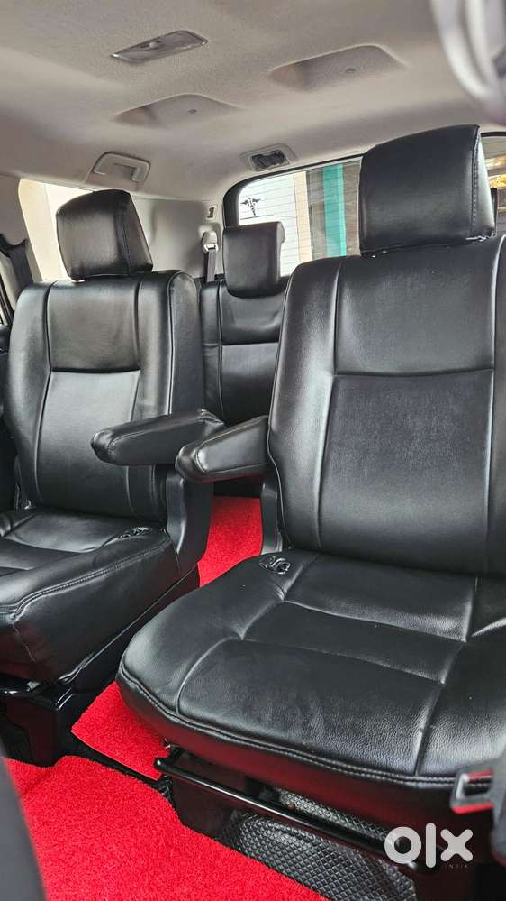 Toyota Innova Crysta 2.4 G Plus Mt 7 Str, 2017, Diesel