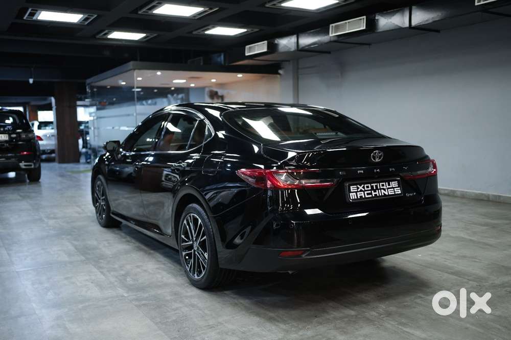 Toyota Camry 2.5 Hybrid, 2025, Petrol