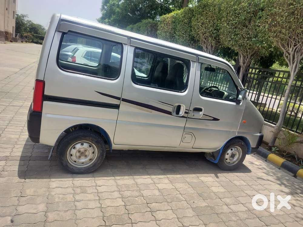 Maruti Suzuki Eeco Cng 5 Seater Ac, 2017, Cng & Hybrids