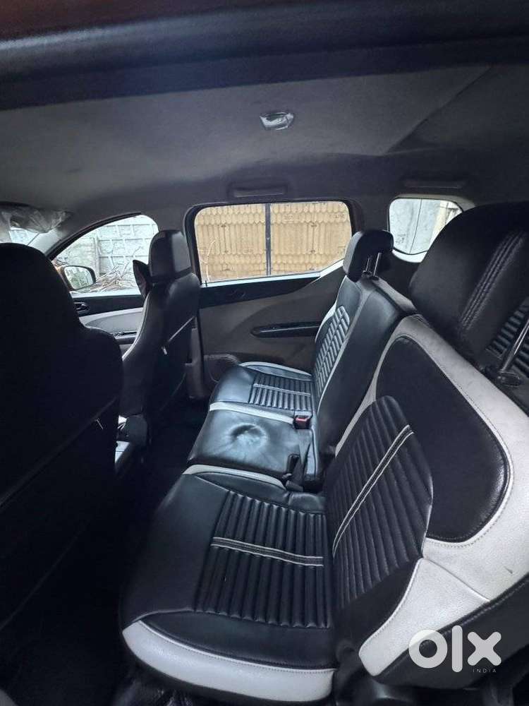 Renault Triber Rxt, 2021, Petrol