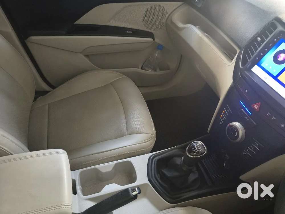 Mahindra Xuv300 Ap Registration  2024 Petrol 14350 Km Driven