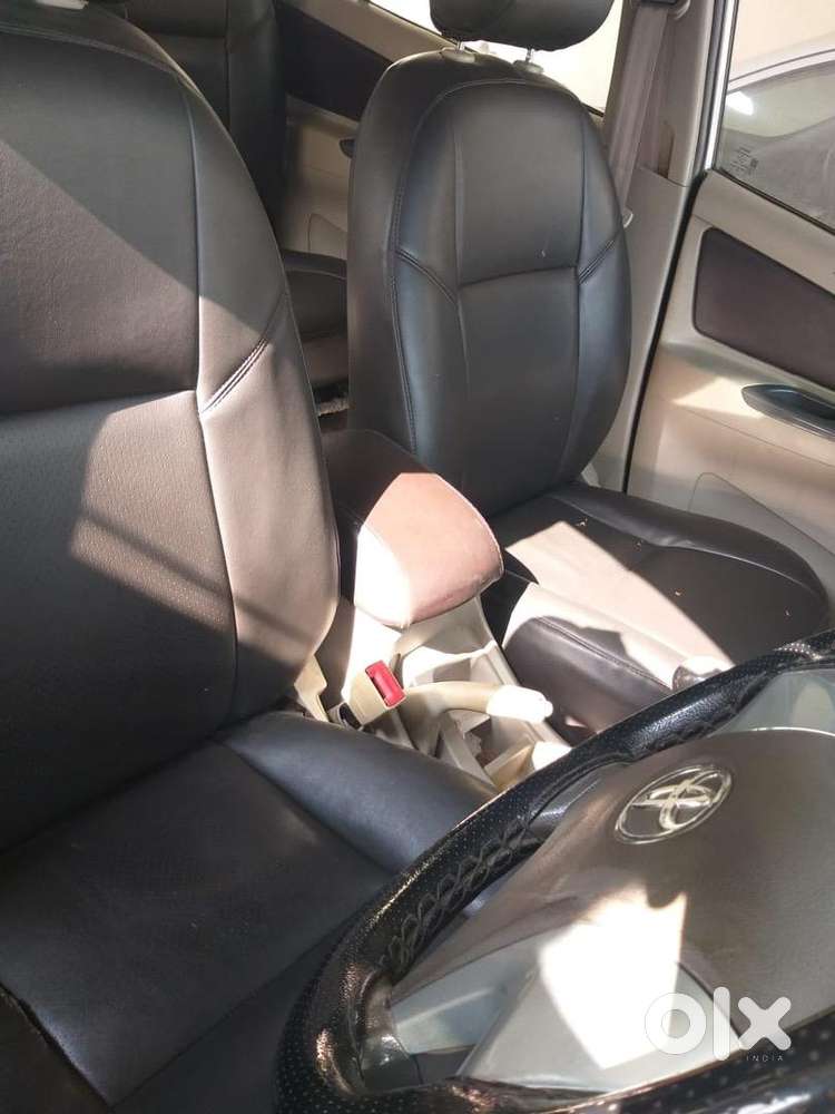 Toyota Innova 2012 Diesel Well Maintained