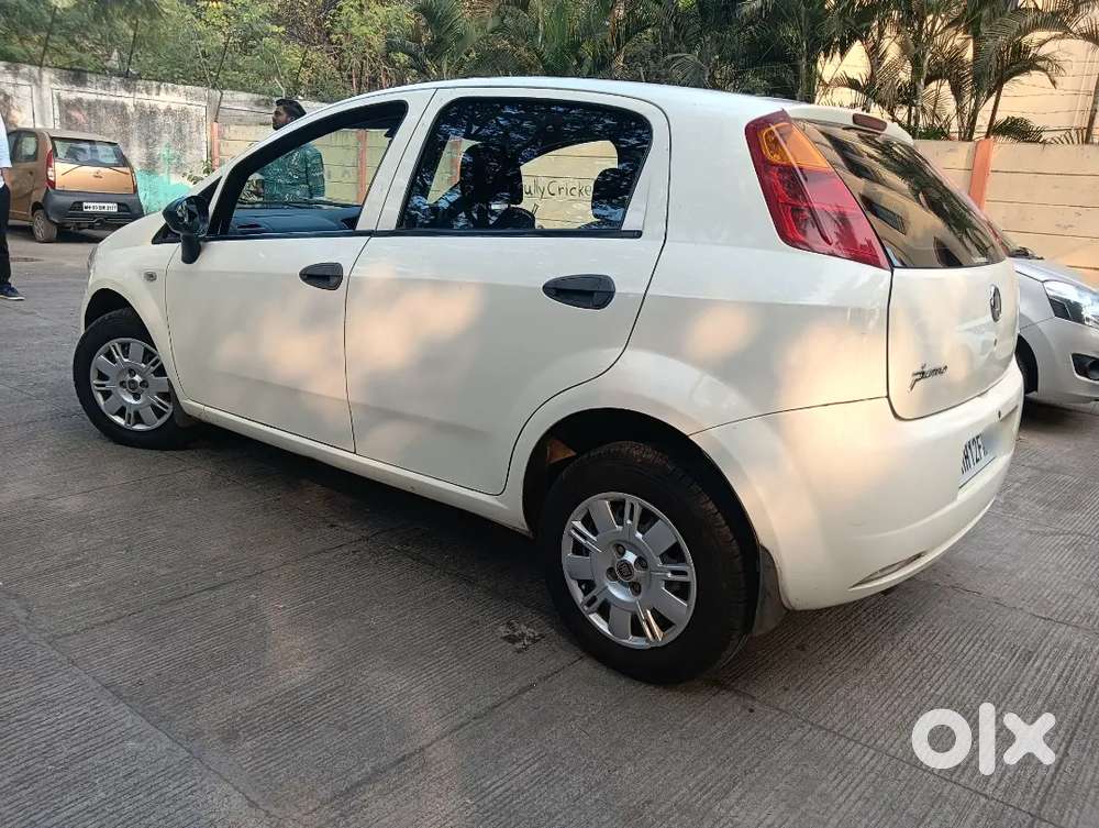 Fiat Punto 2010 Petrol 63000 Km Driven