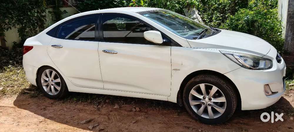Hyundai Verna 2012 Petrol Well Maintained