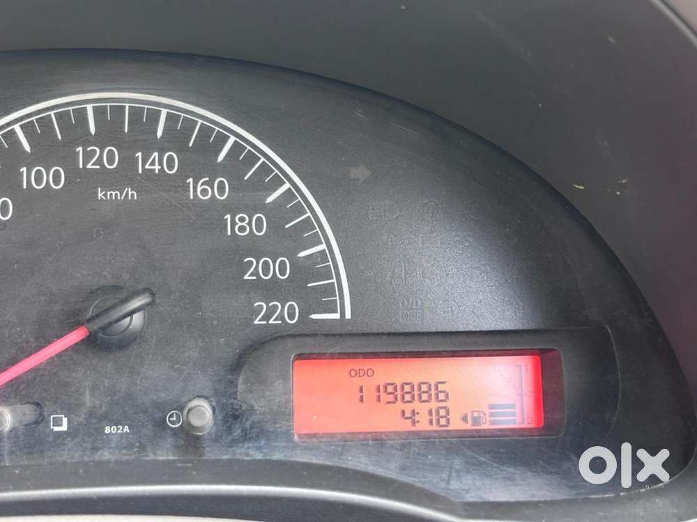 Nissan Diesel Car 2012