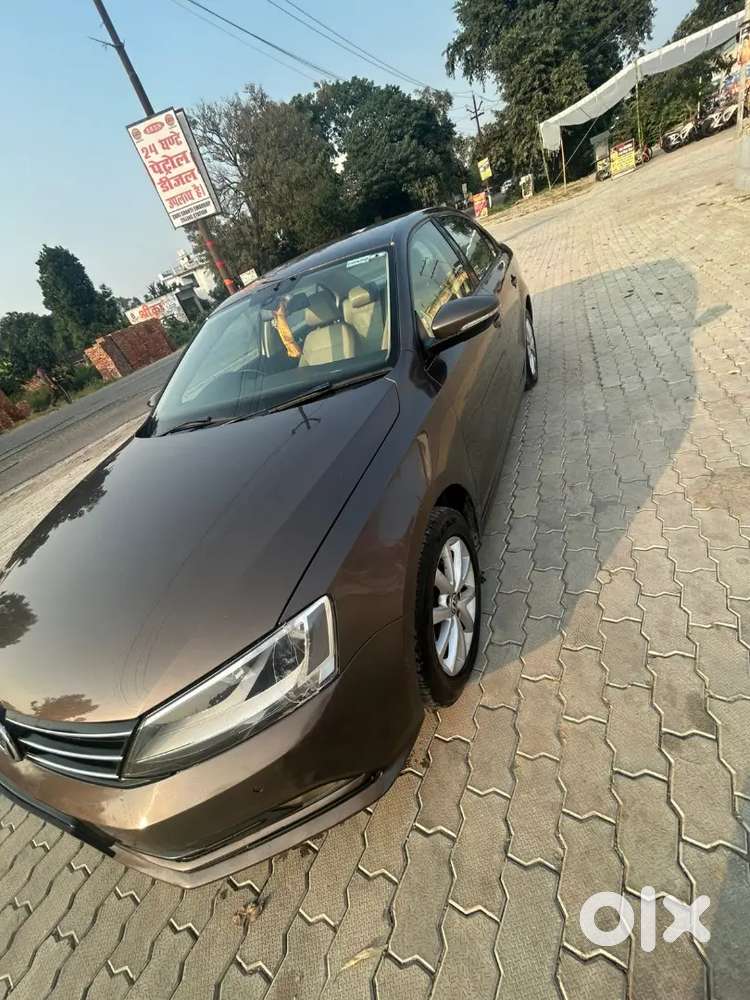 Volkswagen Jetta 2016 Model Fully Automatic Gear Shift