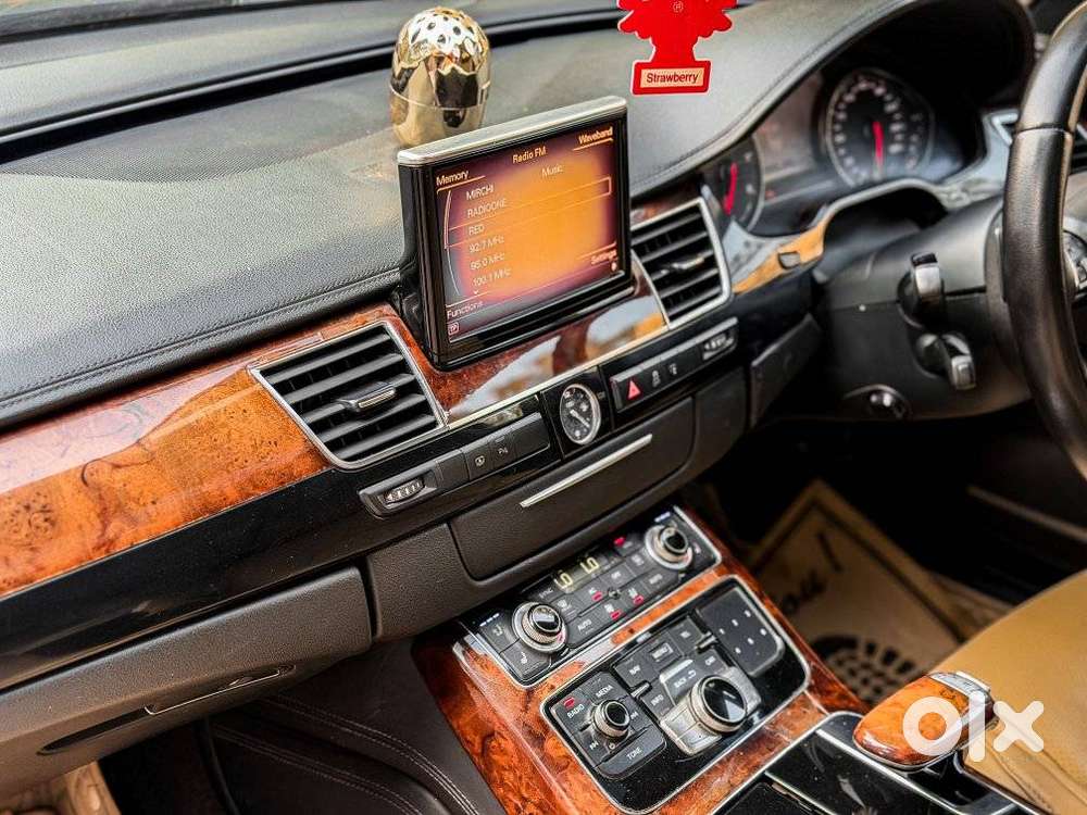 Audi A8 L 2010-2013 4.2 Fsi Quattro, 2011, Petrol