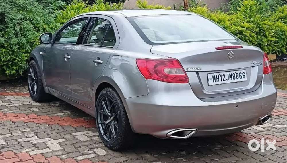 Maruti Suzuki Kizashi 2013