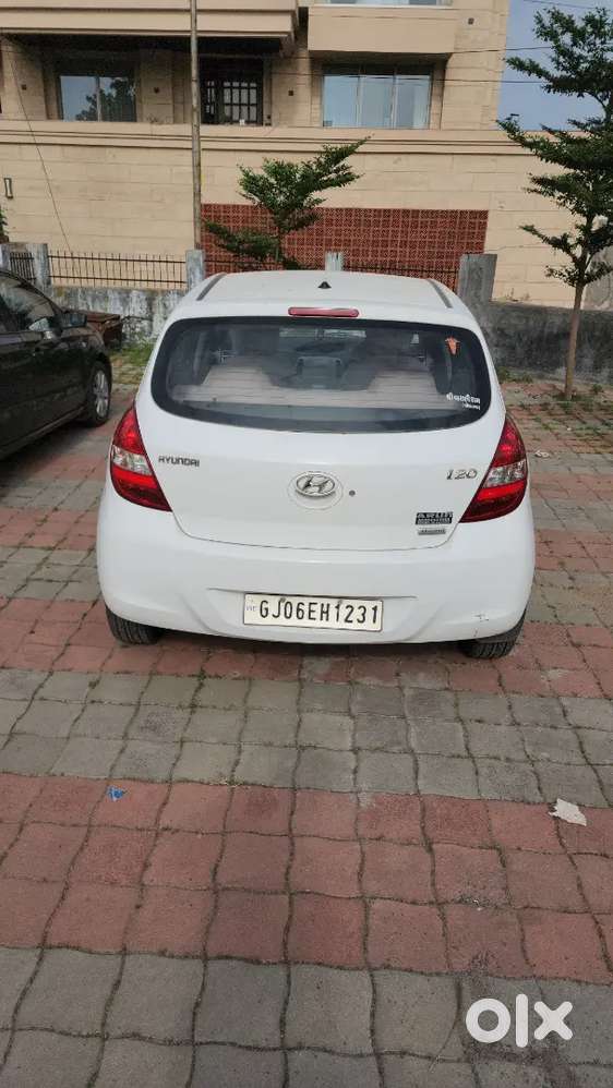 Hyundai I20 Magna Petrol 2011
