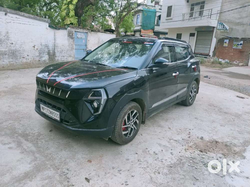 Mahindra Xuv 3xo 2025 Diesel 11200 Km Driven
