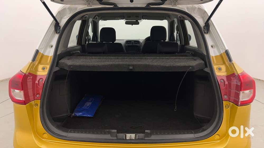 Maruti Suzuki Vitara Brezza Zdi+ Dual Tone Mt, 2016, Diesel