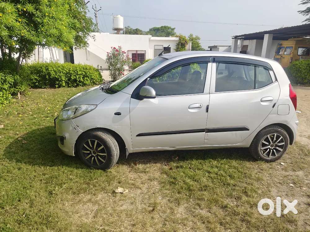 Hyundai I10 2011 Car