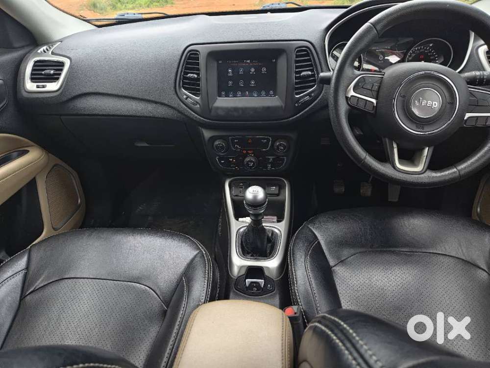 Jeep Compass 2.0 Longitude Option, 2018, Diesel
