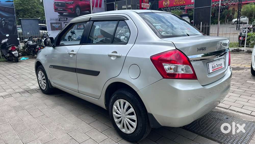Maruti Suzuki Swift Dzire Vxi Optional, 2016, Petrol