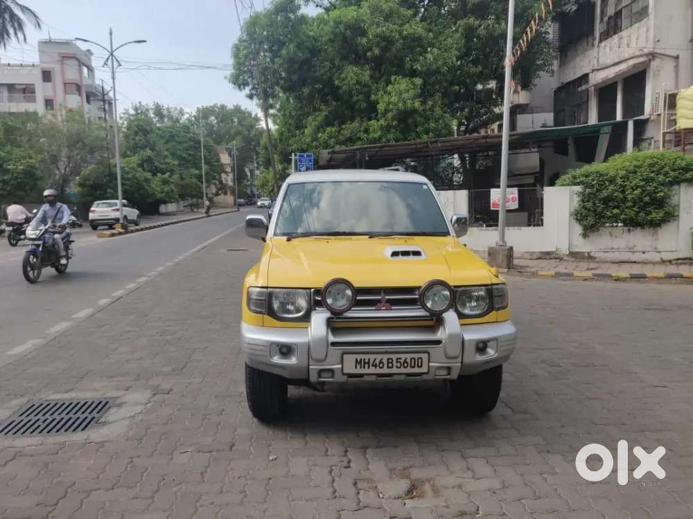 Mitsubishi Pajero 2011 Diesel 122000 Km Driven
