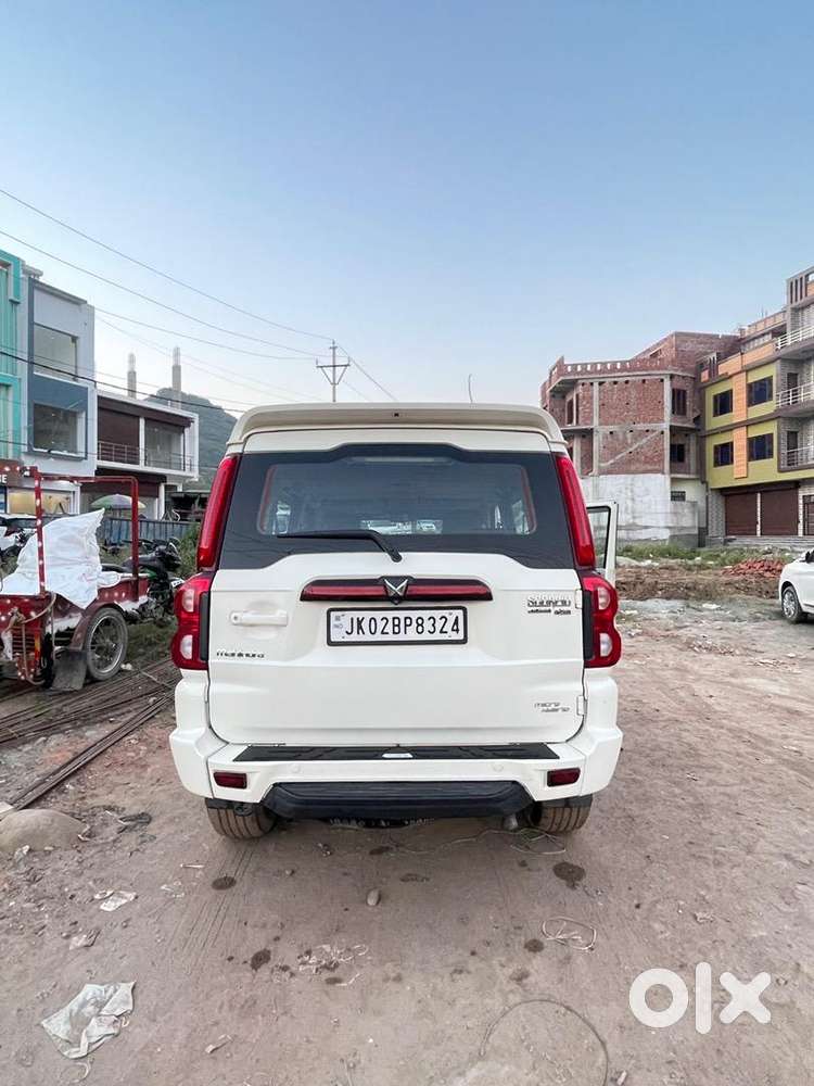 Mahindra Scorpio 2016 Diesel Well Maintained