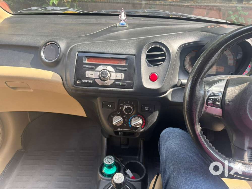 Honda Brio 2014 Petrol Well Maintained