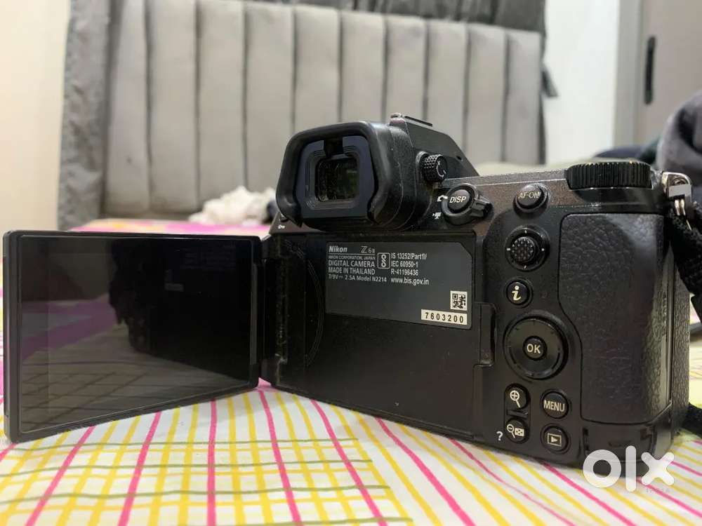 niko Z6iii with Niko z mouth 35 1.4 orginal 2 battery. - Cameras