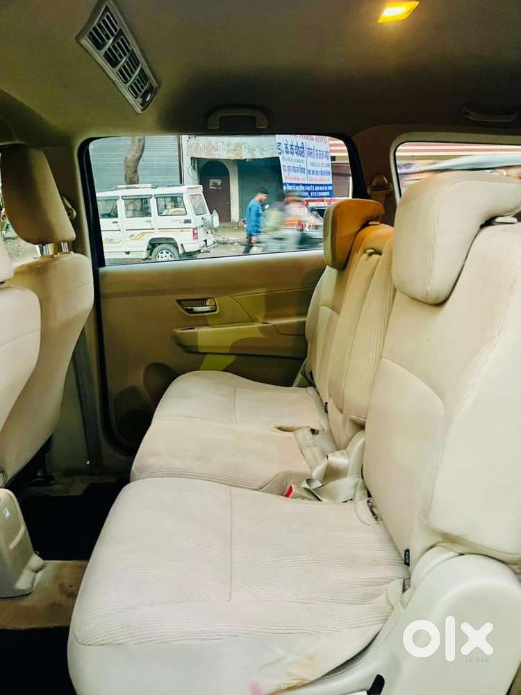 Maruti Suzuki Ertiga 2020 Smart Hybrid Petrol 70000 Km Driven
