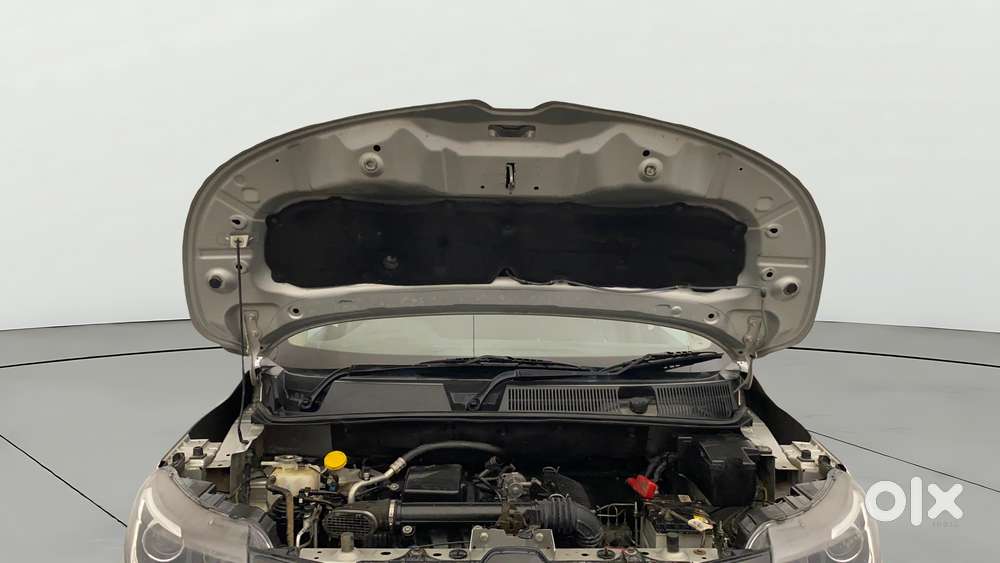 Renault Triber Rxt, 2024, Petrol