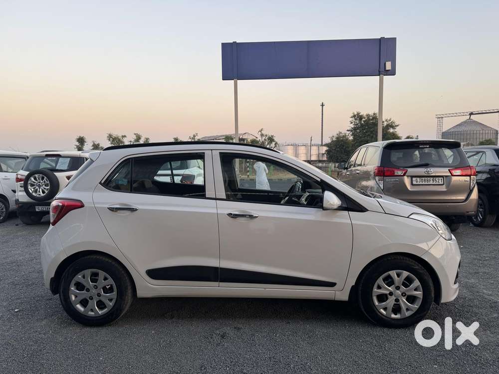 Hyundai Grand I10 Sportz O 1.2, 2014, Petrol