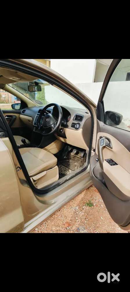 Volkswagen Vento Highline 2015 Petrol Manual