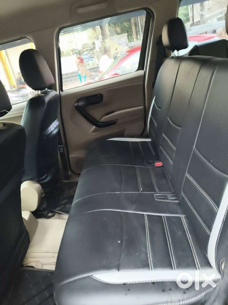 Mahindra Tuv 300 T4 Plus, 2019, Diesel