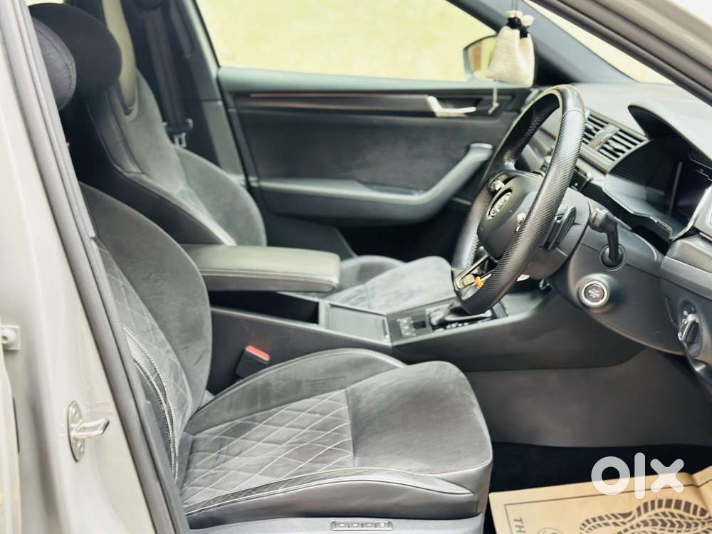 Skoda Superb 2.0 Sportline Tsi At, 2021, Petrol