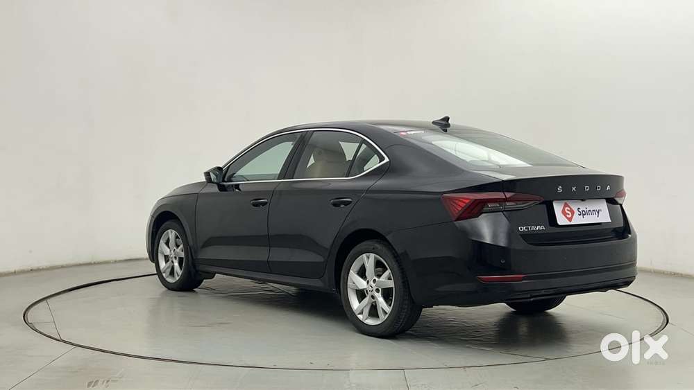 Skoda Octavia 2.0 Style Tsi At, 2023, Petrol