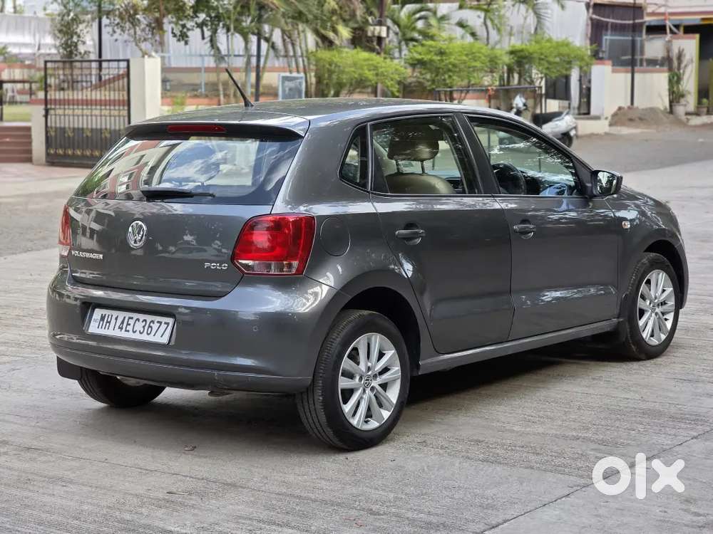 Model _ 2013(11)
Vehicle Running_ 52000km 
Owner = 2