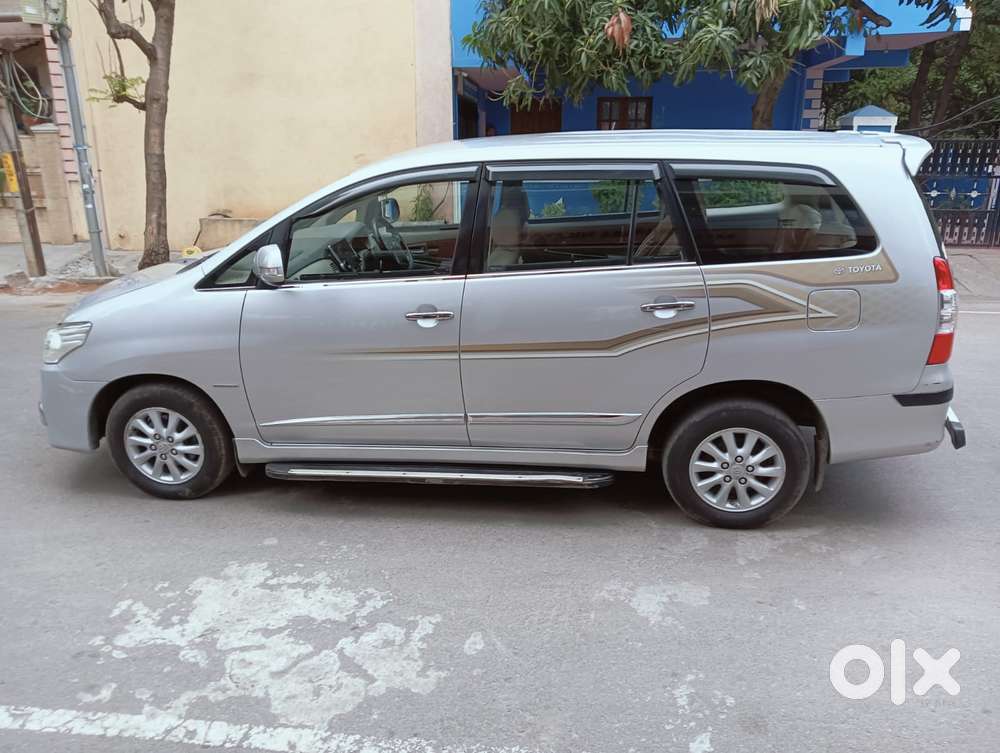 Toyota Innova 2.5 Z Diesel 7 Seater Bs Iv, 2014, Diesel