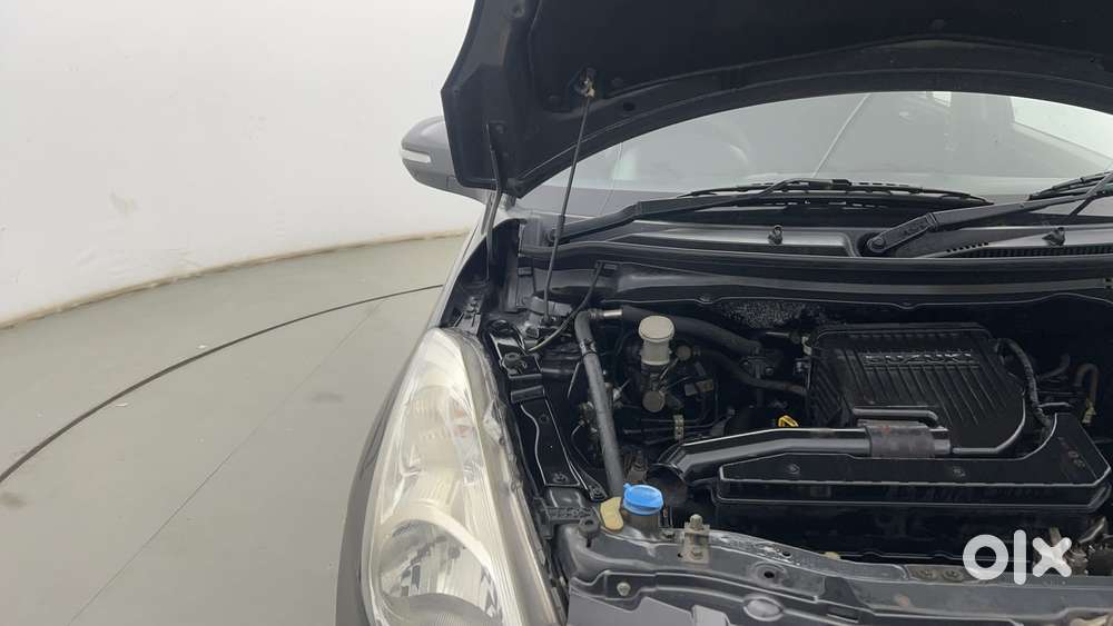 Maruti Suzuki Swift Vvt Vxi, 2016, Petrol