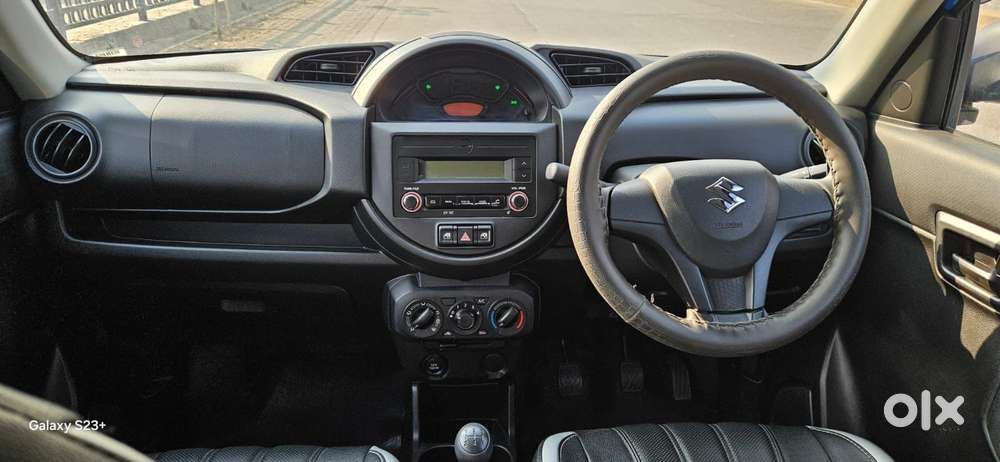 Maruti Suzuki S-presso Vxi, 2022, Petrol