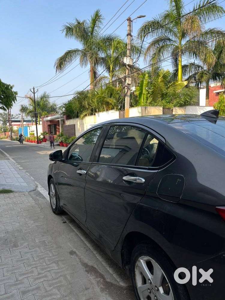Honda City V At Sunroof I-vtec, 2015, Petrol
